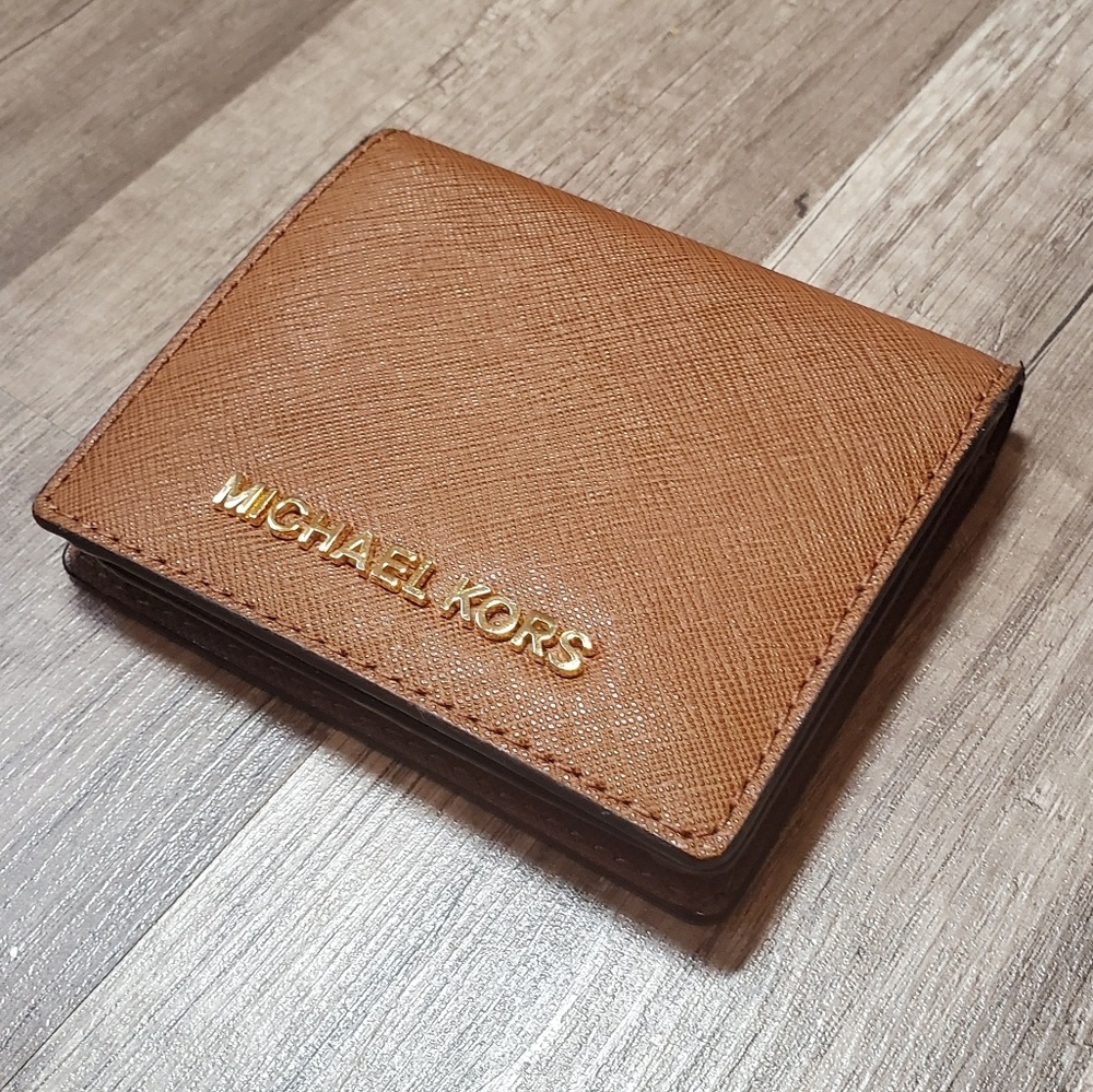 TAN MK JET SET CARD CASE WALLET